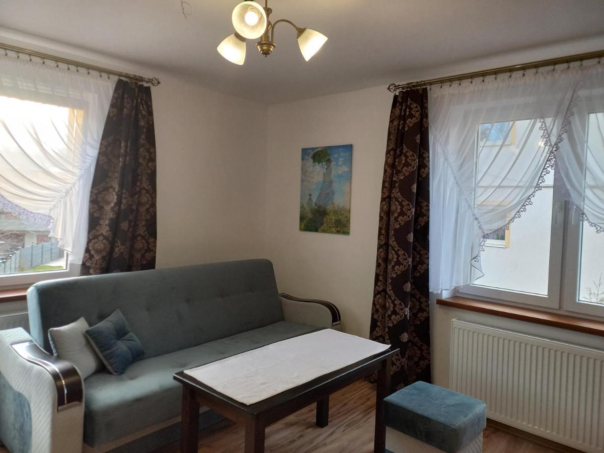 Aparthotel Korona Przy Termach Cieplickich 10Proc Rabatu Do Term 옐레니아구라 외부 사진