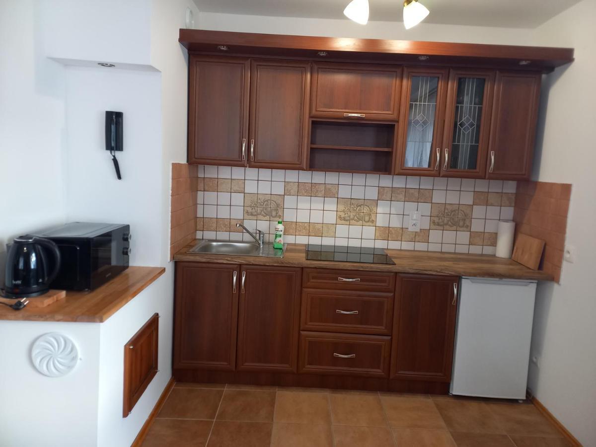 Aparthotel Korona Przy Termach Cieplickich 10Proc Rabatu Do Term 옐레니아구라 외부 사진